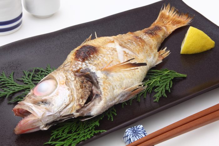 高級魚と呼ばれるスズキについて スズキの値段はいくら たべるご